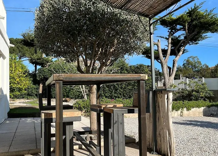 Joli Prive Jardin A 10min Des Plages *